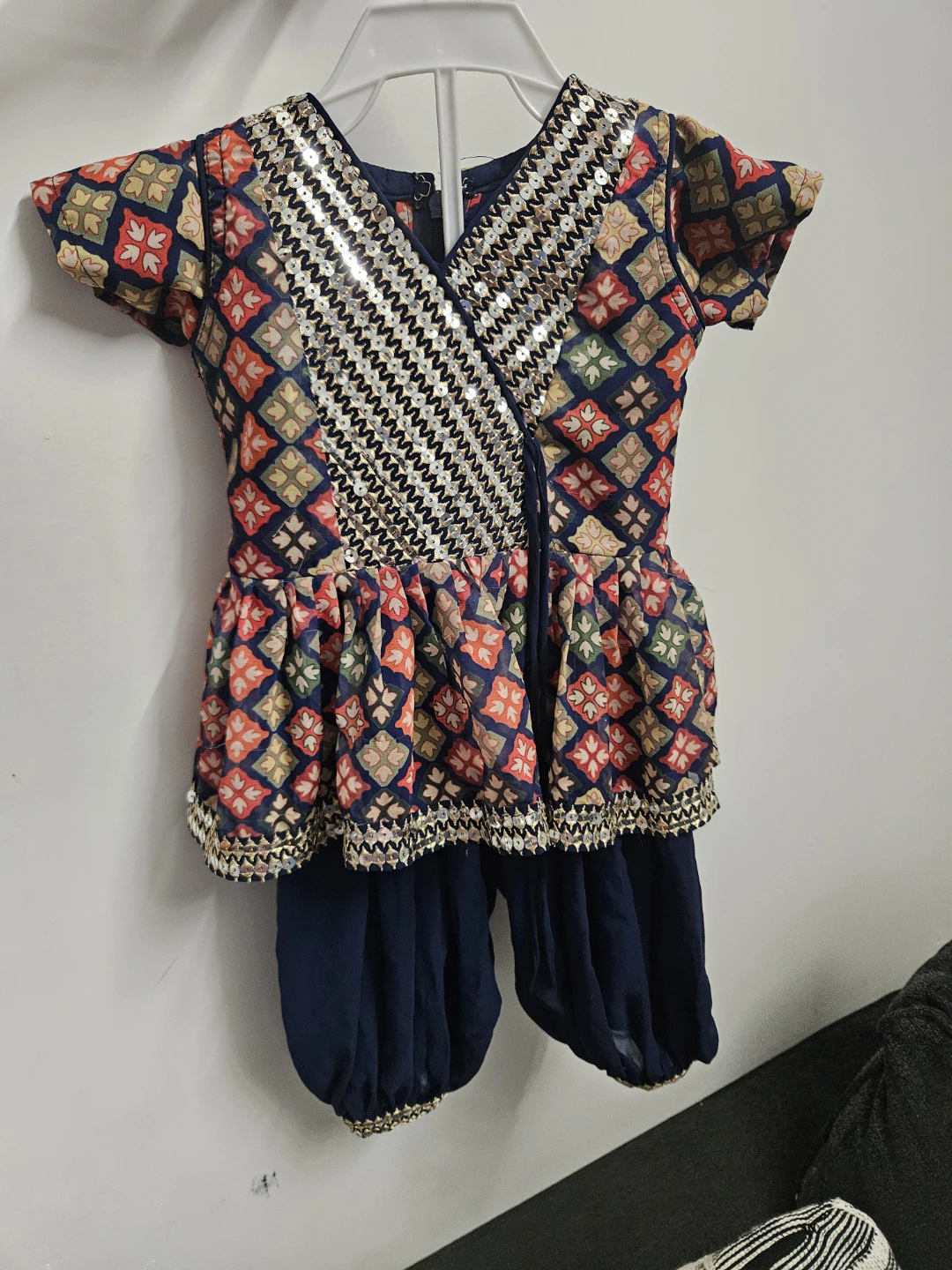 Toddlar Girls Dress and Pants Set - photo 3