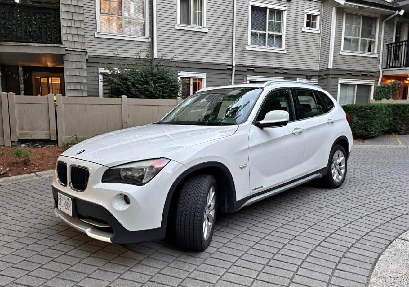 White BMW X1 SUV