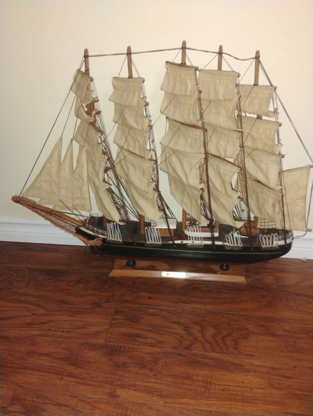 Model Sailing Ship - photo 2