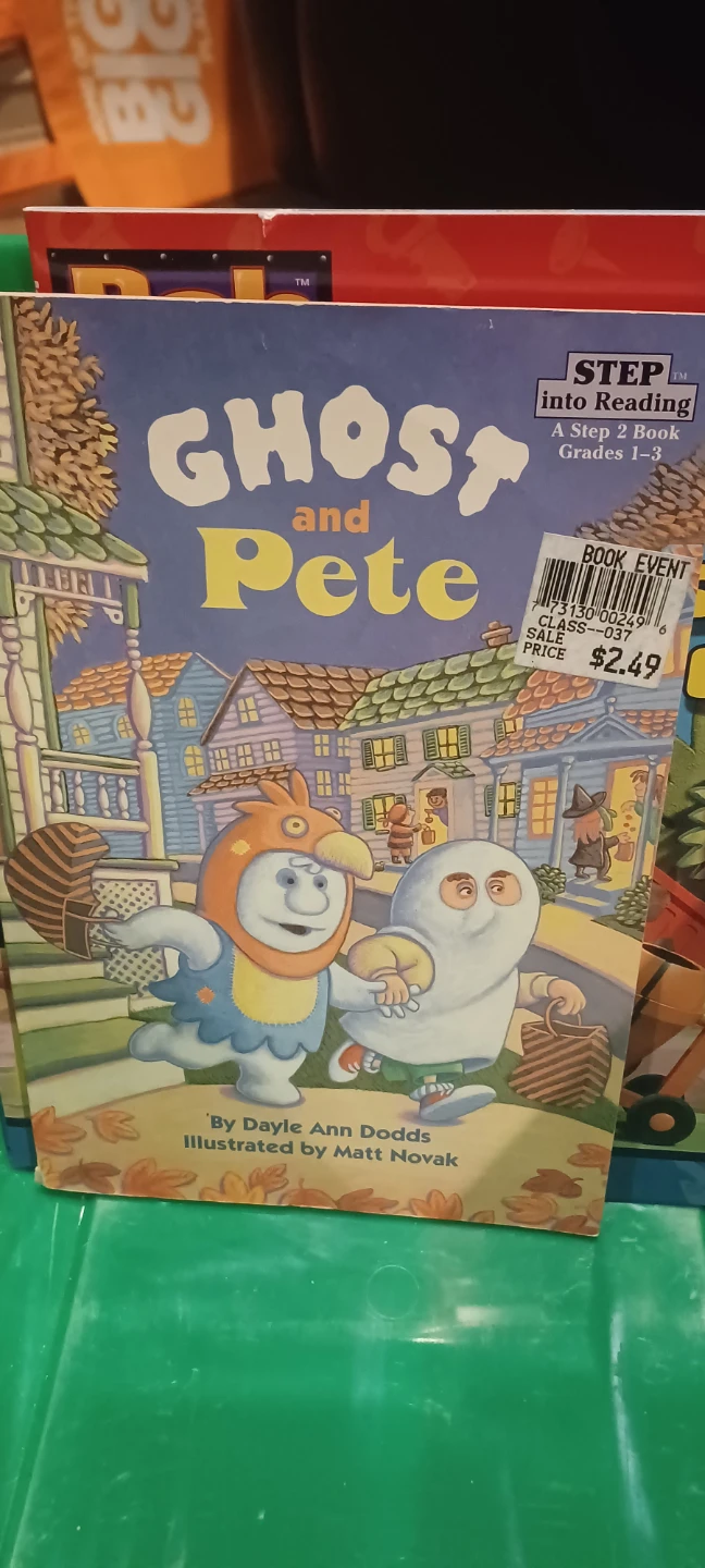 Box of children's books - photo 3
