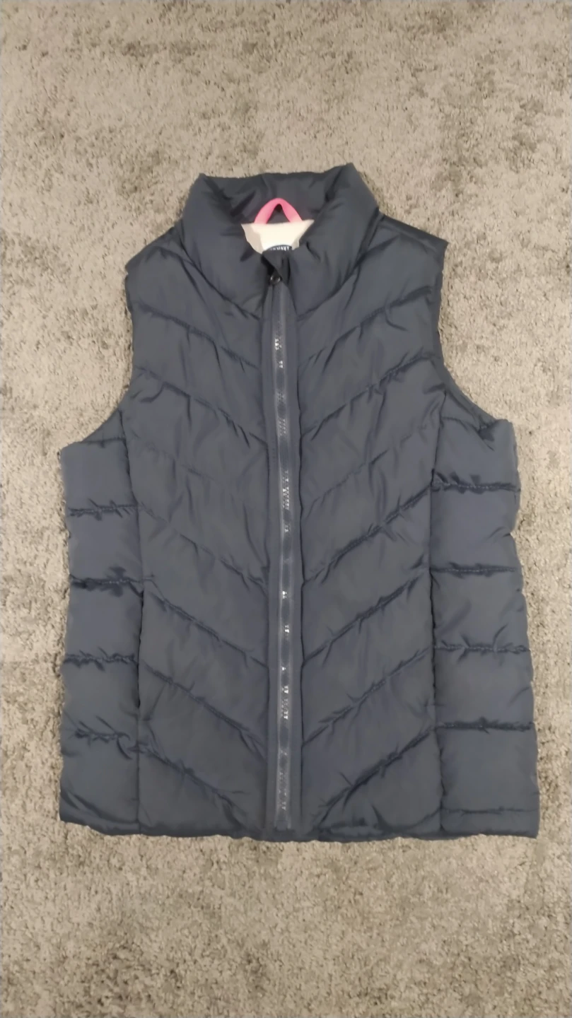 Old Navy Frost Free Puffer Vest Size M (8) Girls