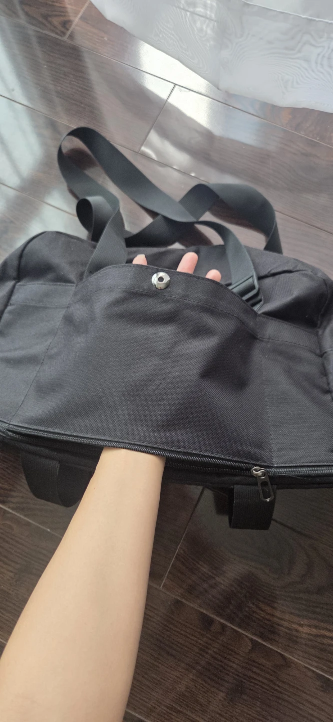 Black Duffle Bag - photo 2