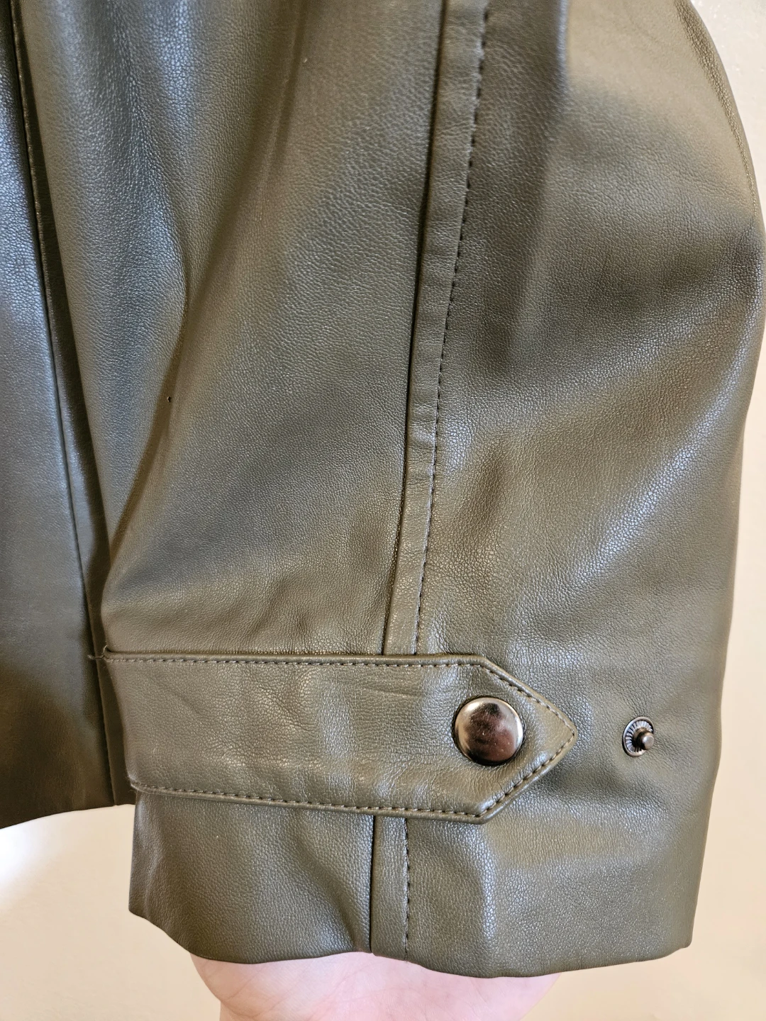 MNG Olive Faux Leather Pants - Size 4 - photo 5