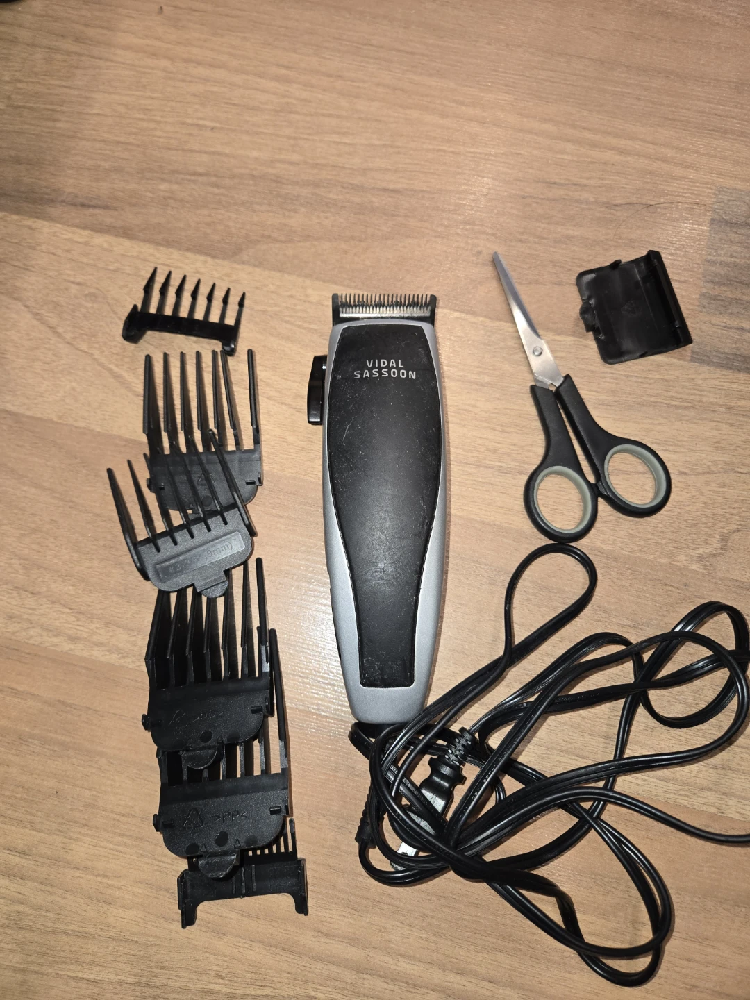 Vidal Sassoon Hair Clipper Set with Accessories - photo 3