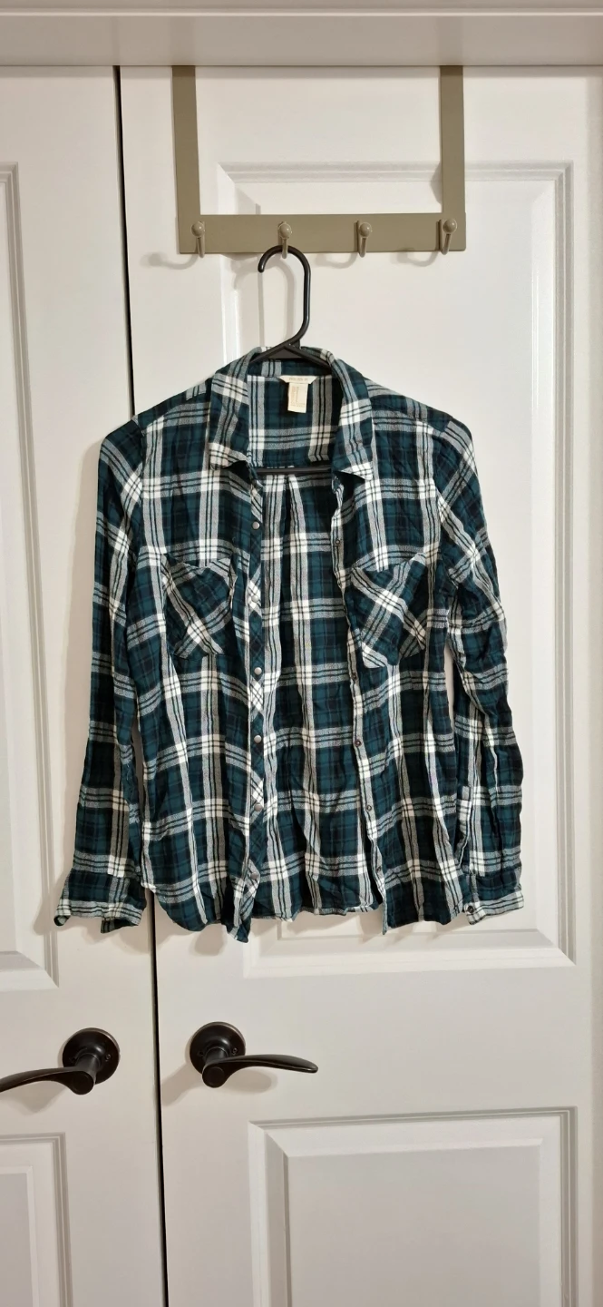 Clean out wardrobe - photo 5