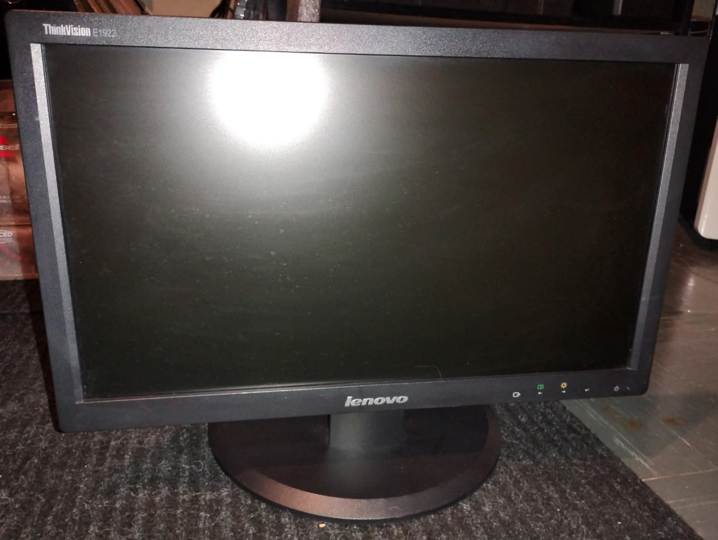 Lenovo ThinkVision E1922 Monitor