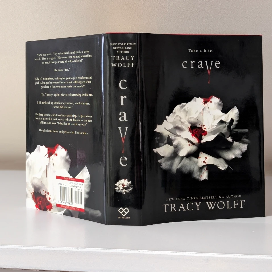 Crave by Tracy Wolff Hardcover 🏆 - photo 3