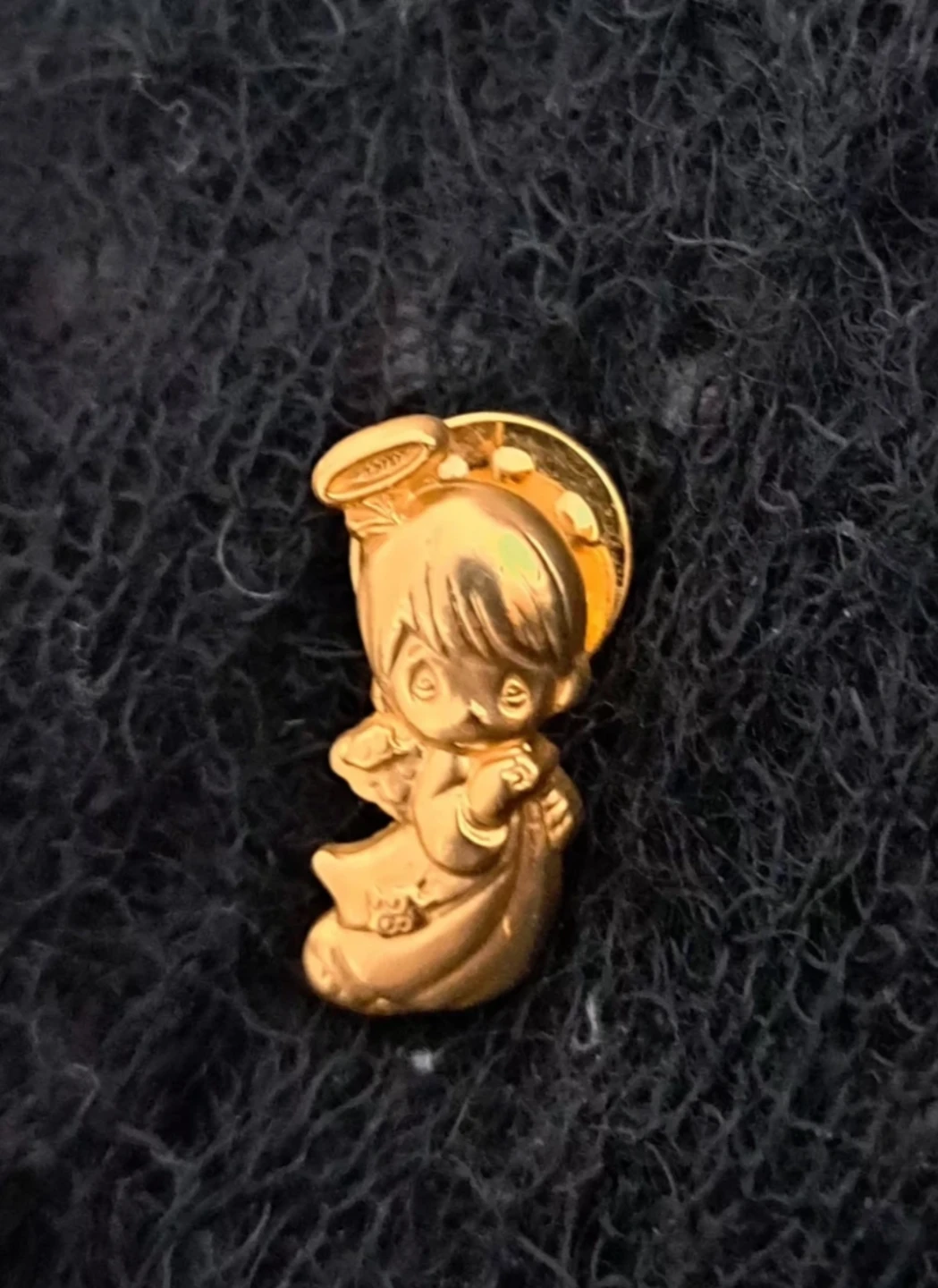 Assorted Gold-tone Pins & Canadian Flag Pins