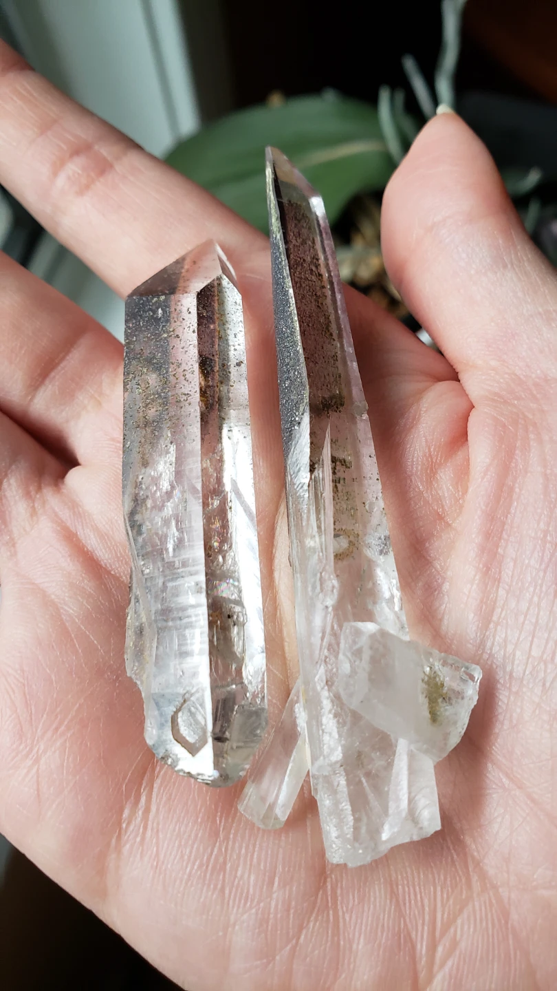 Laser Quartz, Hematite-coated - photo 2
