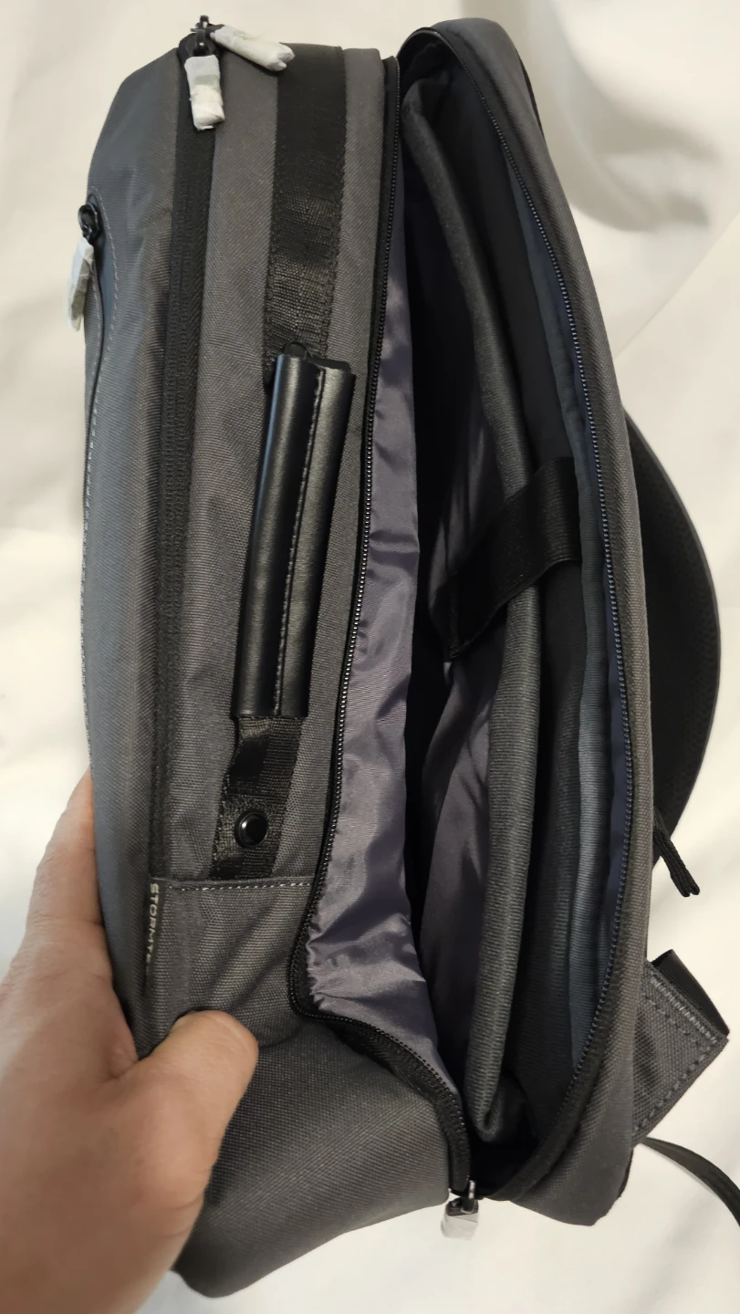 Brand new never used Stormtech Grey Computer Backpack - photo 5
