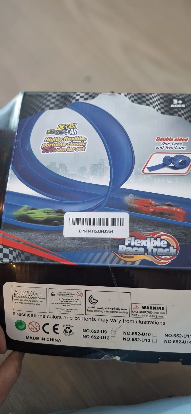 Flexible Race Track Starter Set with Cars - photo 2
