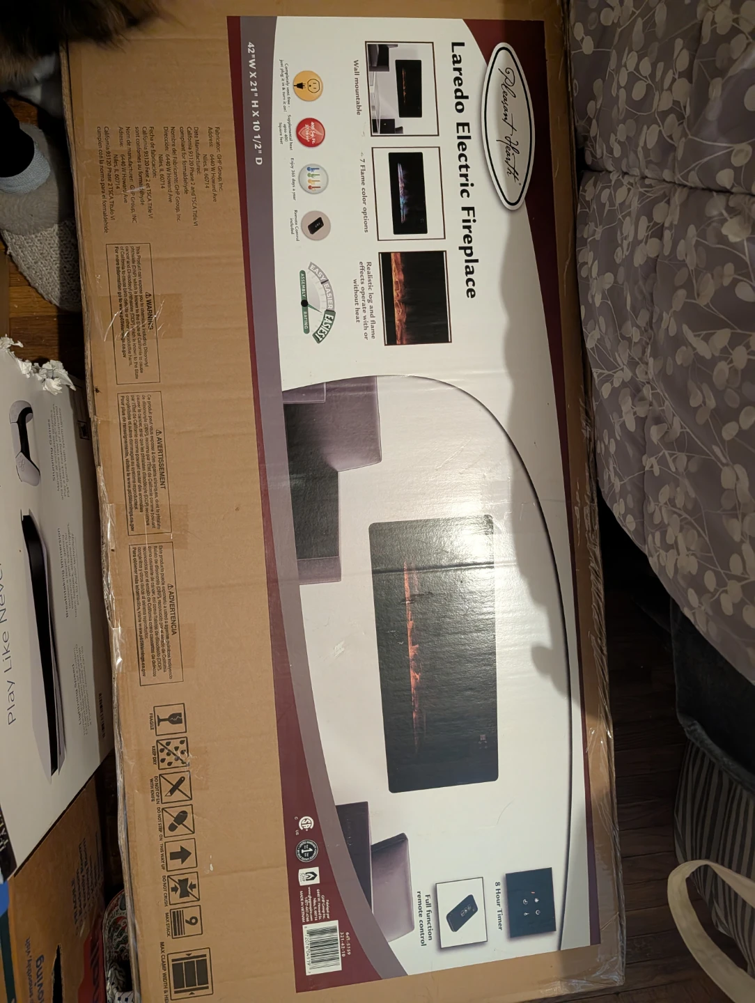 🏆 Pleasant Hearth Laredo Electric Fireplace, brand new in box - photo 2