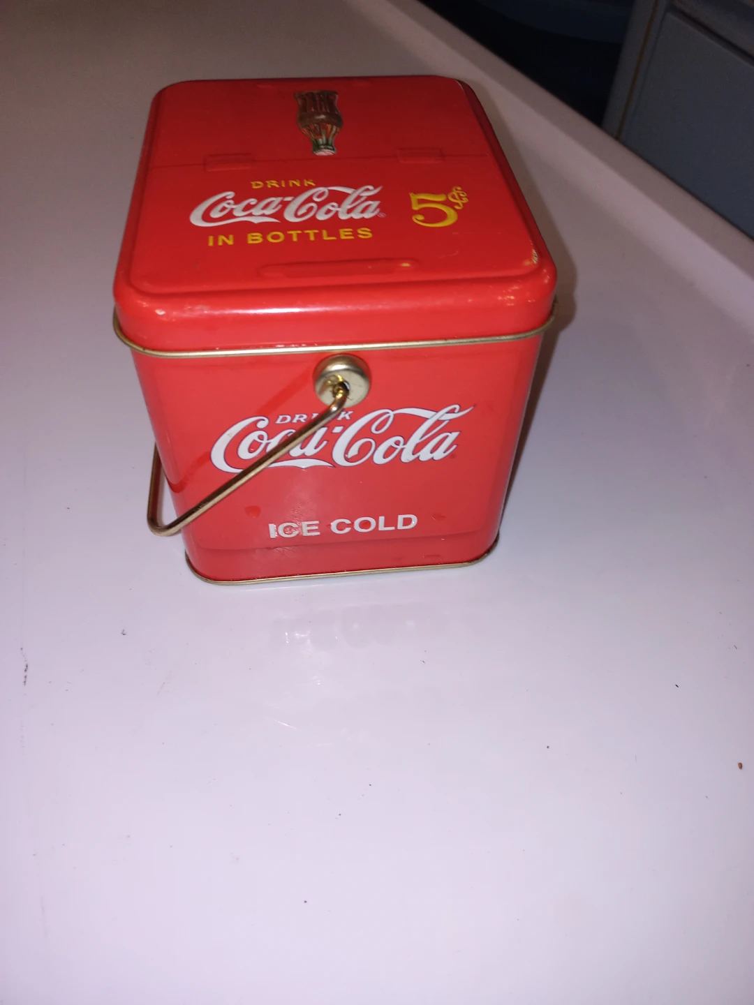 Coca Cola Collectible Tin - photo 2