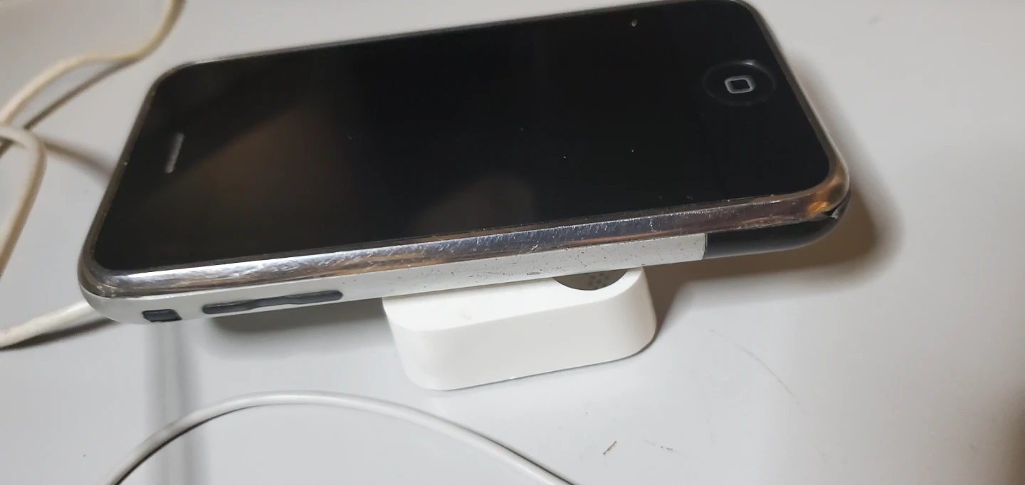 IPhone Gen 1 - photo 5