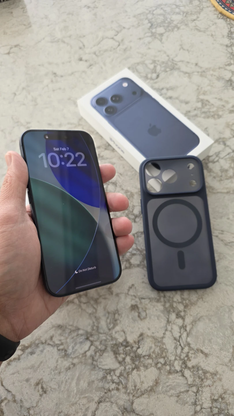 Brand New iPhone 17 Pro – 256GB – Deep Blue – Unlocked (eSIM) - photo 2