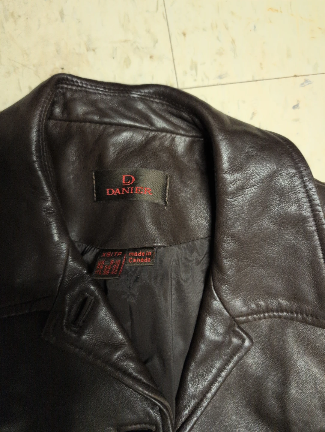 Danier Leather Jacket - Brown - XS/TP - photo 2