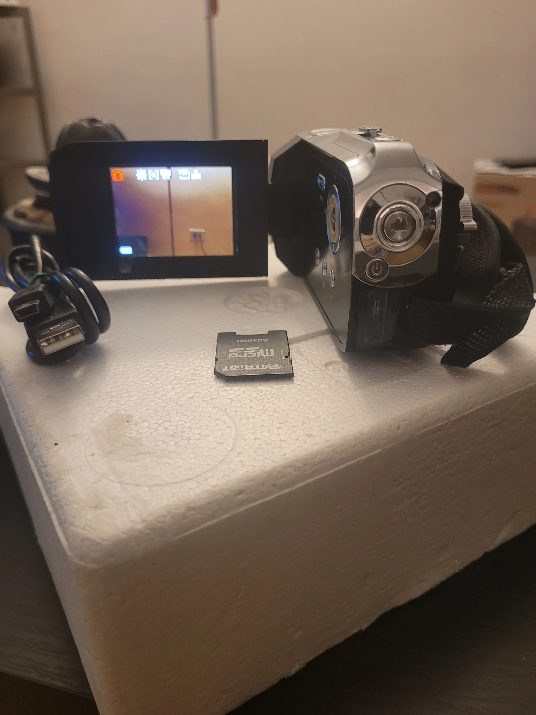 Jazz HDV180 Camcorder with 12MP - photo 5