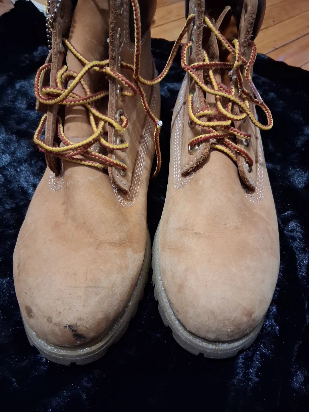 Timberland Classic Boots - Size 7 M