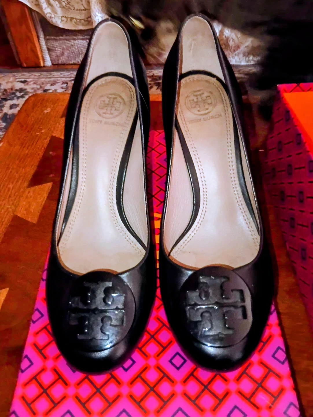 2 pairs Tory Burch shoes size 7.5 - photo 3