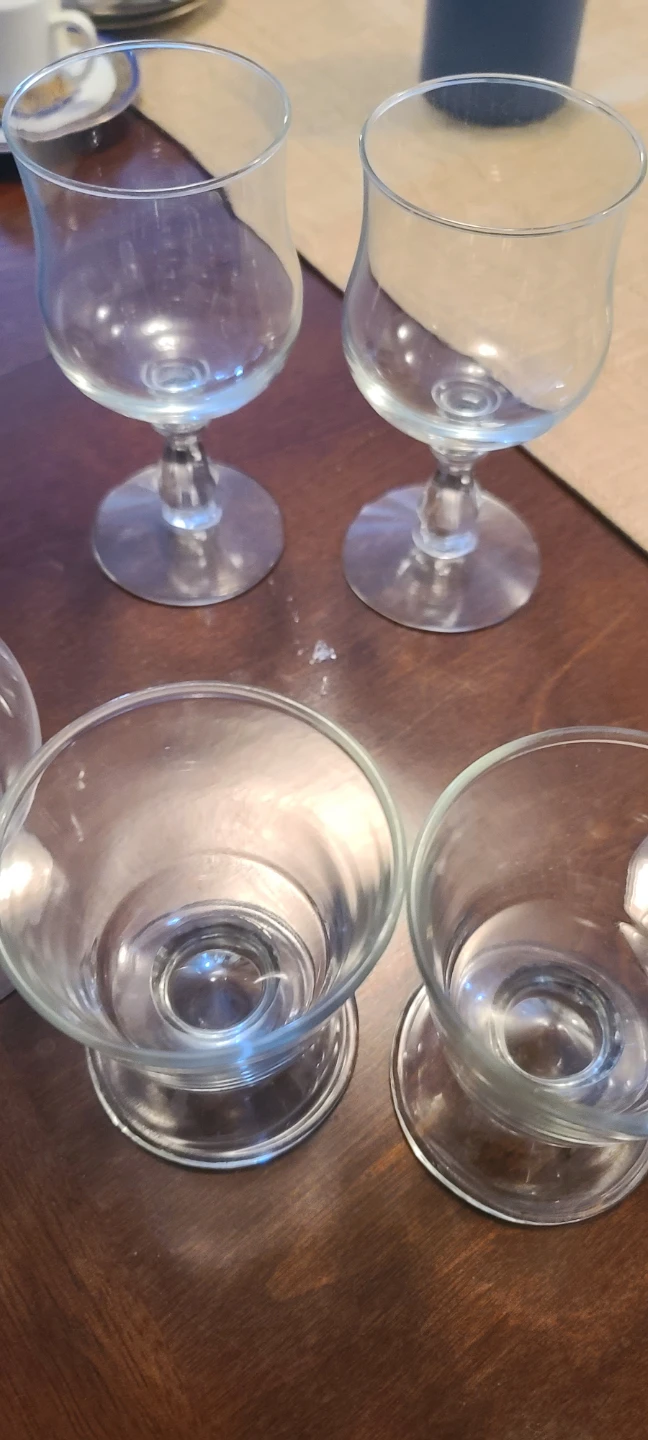Set of 8 Assorted Glassware - photo 2