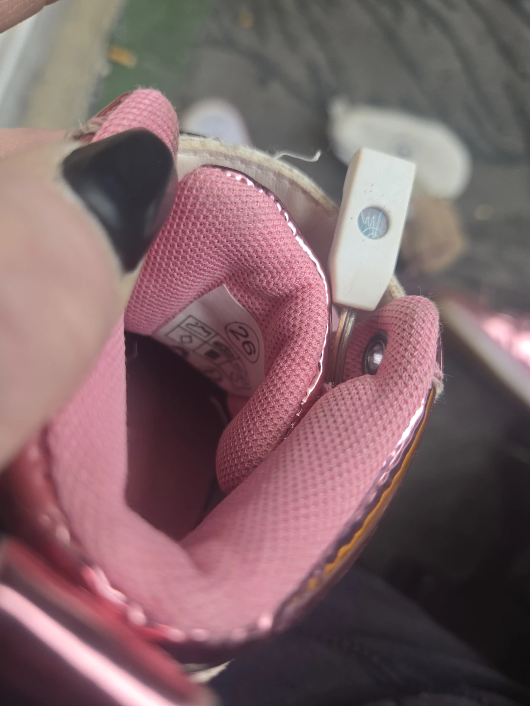 Kids Pink High-Top Sneakers Size 26 - photo 2