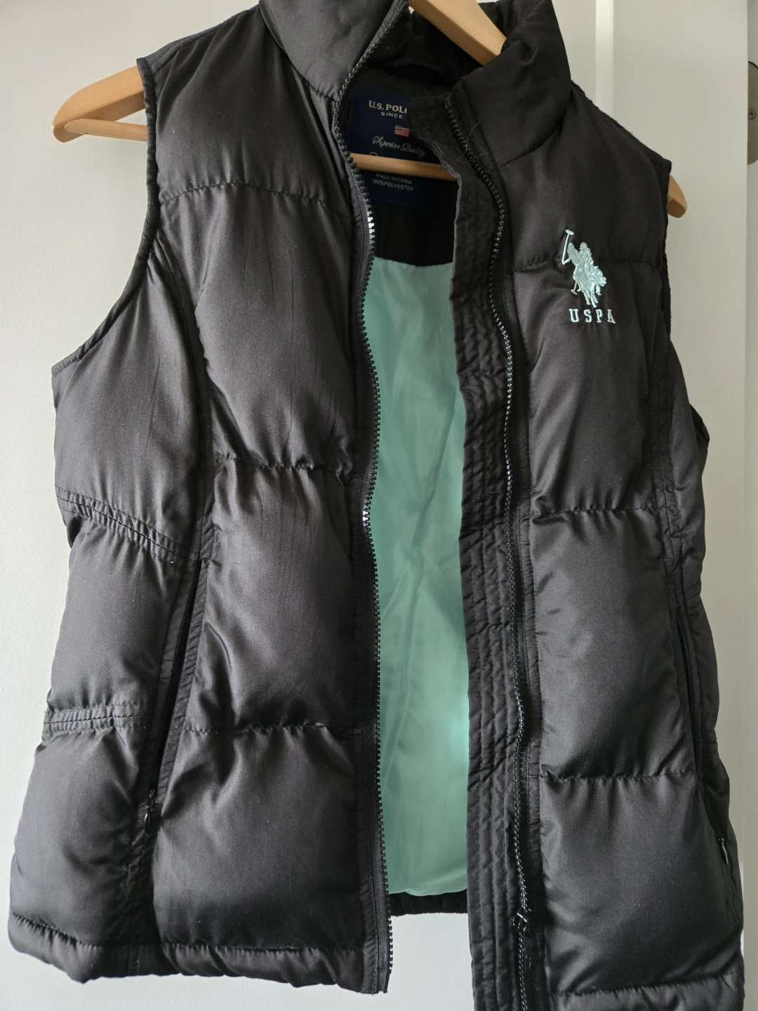U.S. Polo Assn. Puffer Vest Size M - photo 2