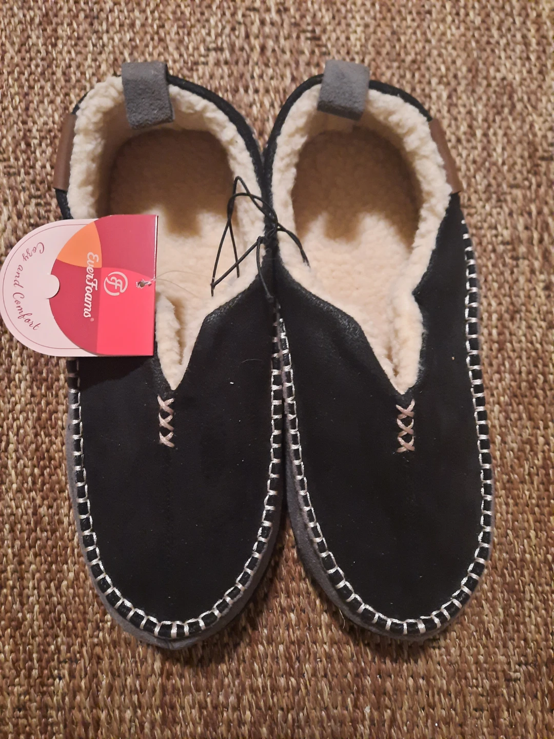 EverFoams Men's Slippers Black Fleece Lined