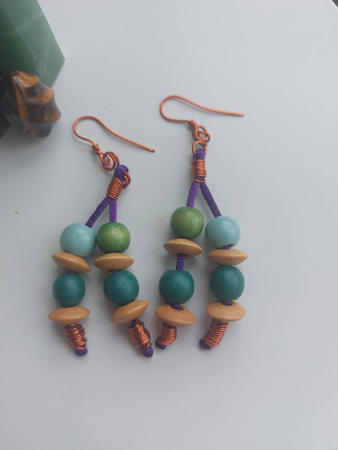 Handmade Beaded Copper Earrings - photo 3