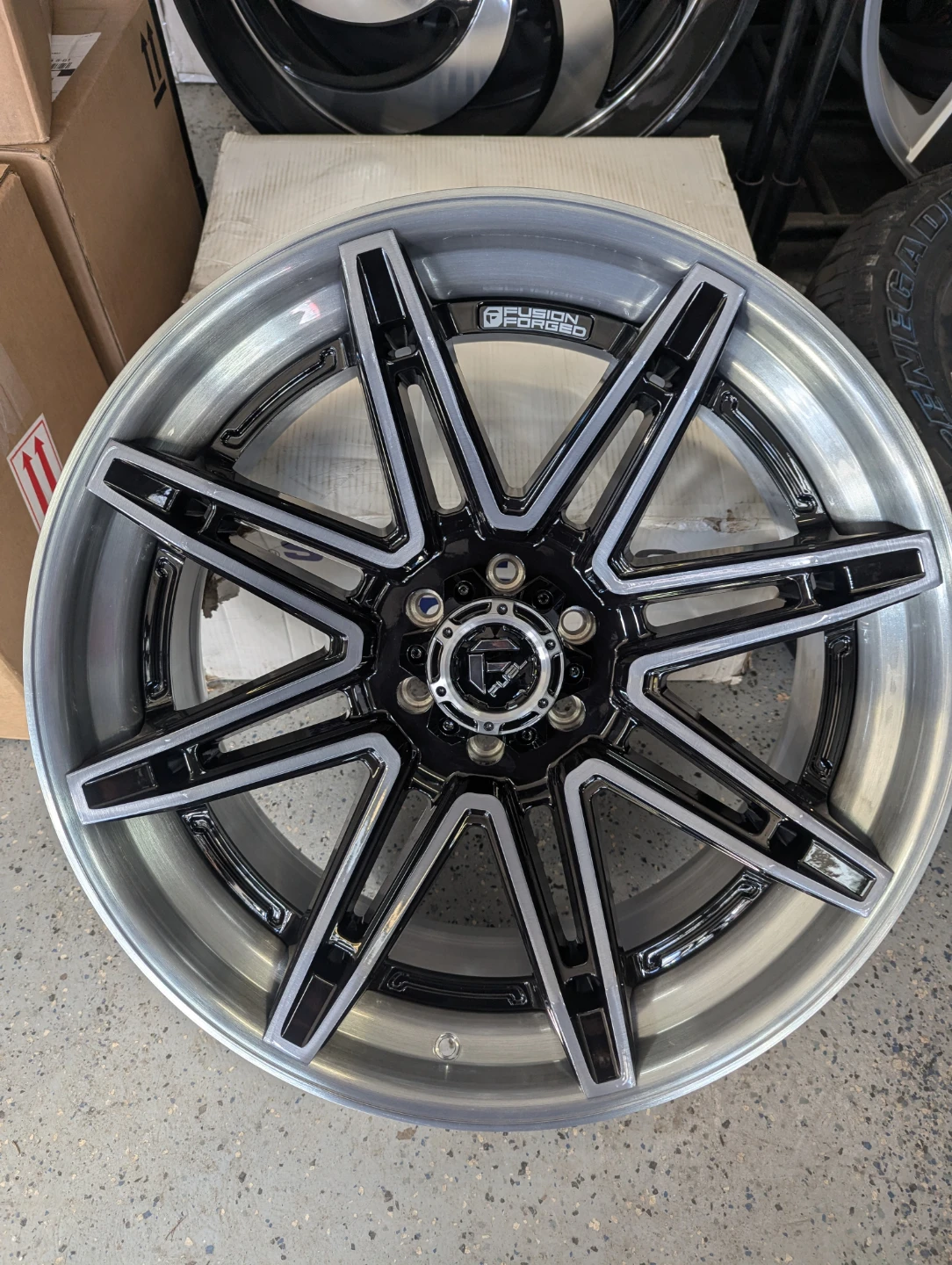 Fuel off-road fc401 22x10 6x135 GLS Blk Brushed