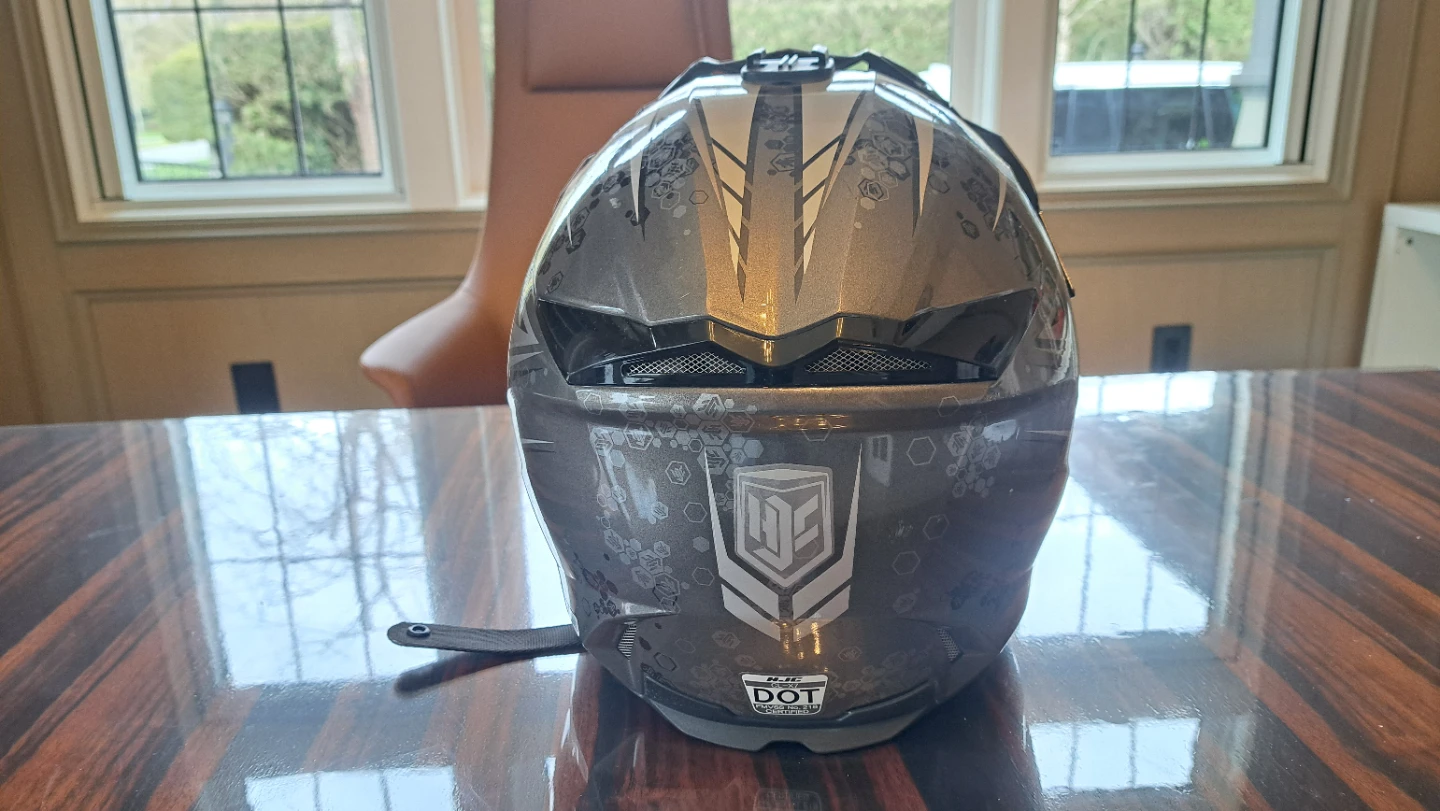 HJC Motorcycle Helmet - M - photo 4