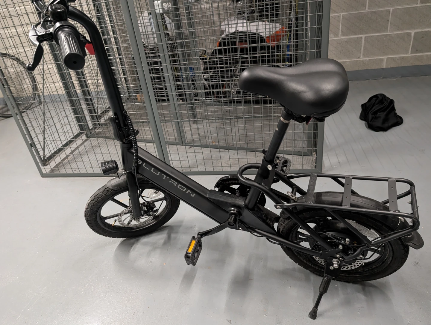 BLUTRON Folding Electric Bike