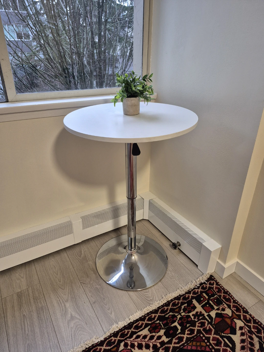 Sleek Adjustable Height Round Bistro Table - photo 5