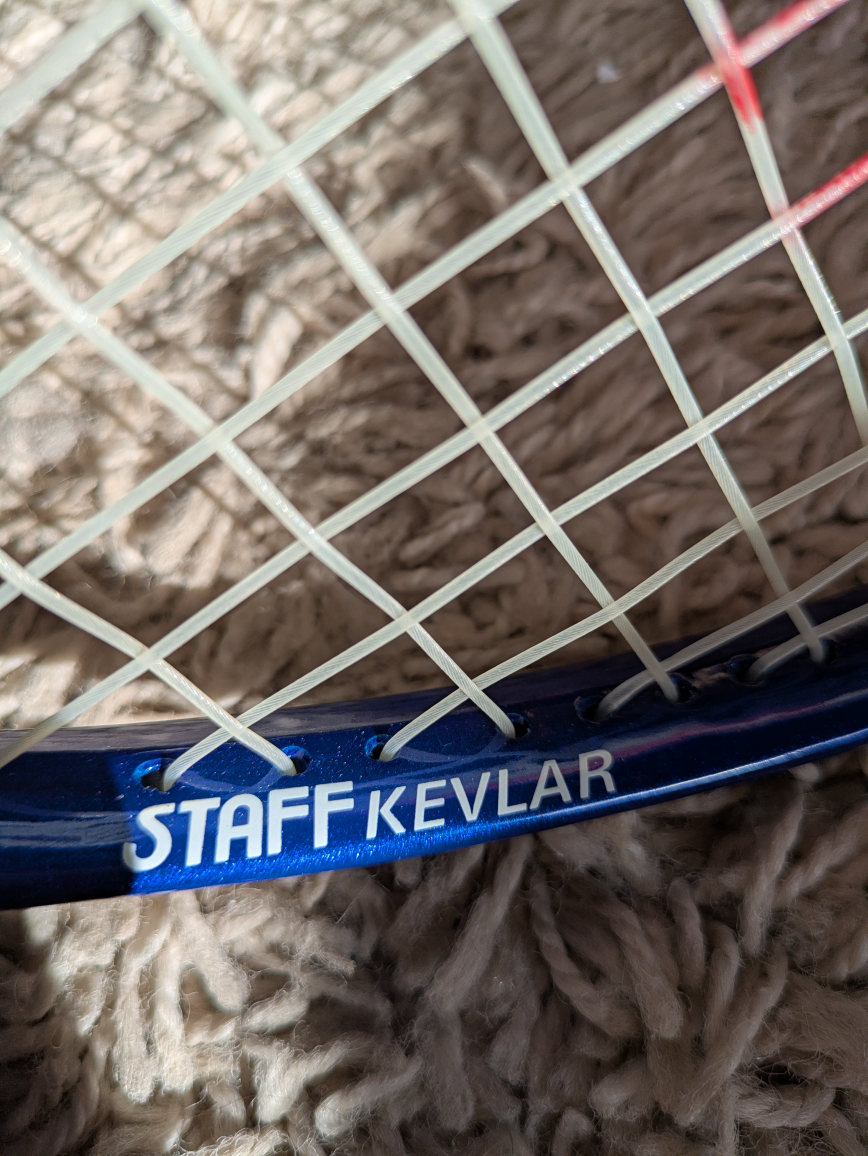 Wilson Staff Kevlar Midsize Tennis racket - photo 3