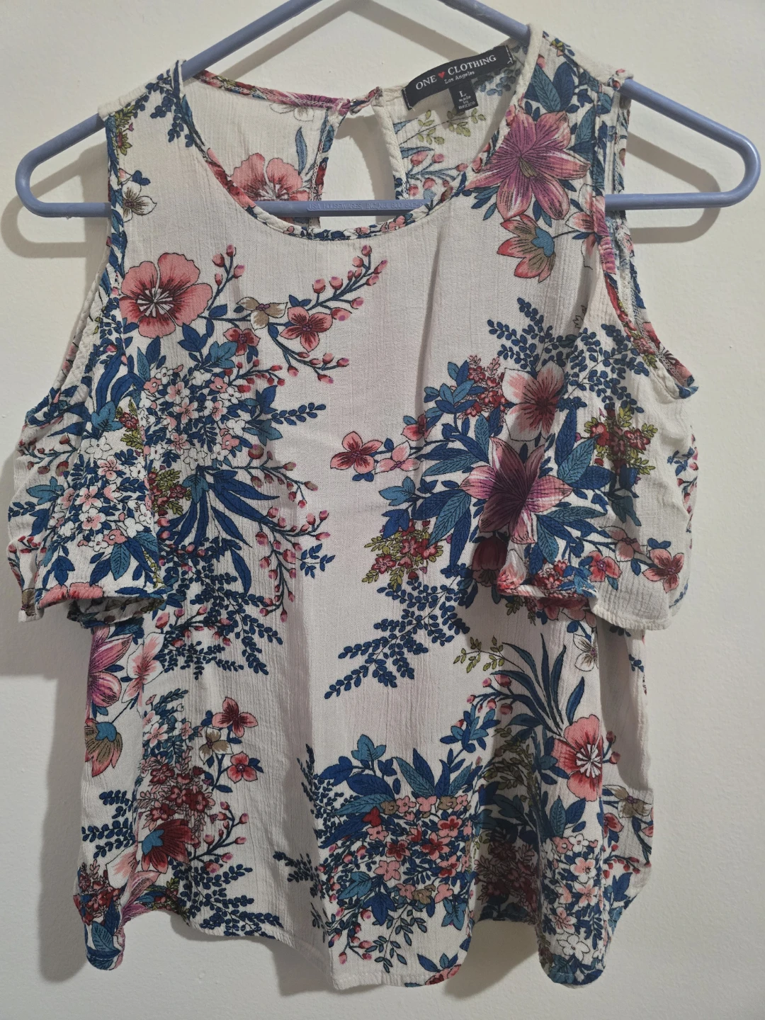 ONE Clothing Floral Cold Shoulder Top Size L - photo 2