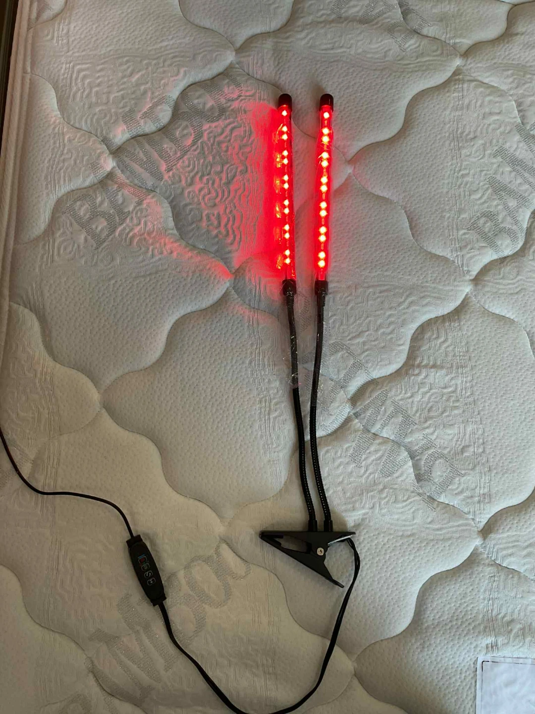 Clip-on Grow Light with 2 Heads 🧡 - photo 5