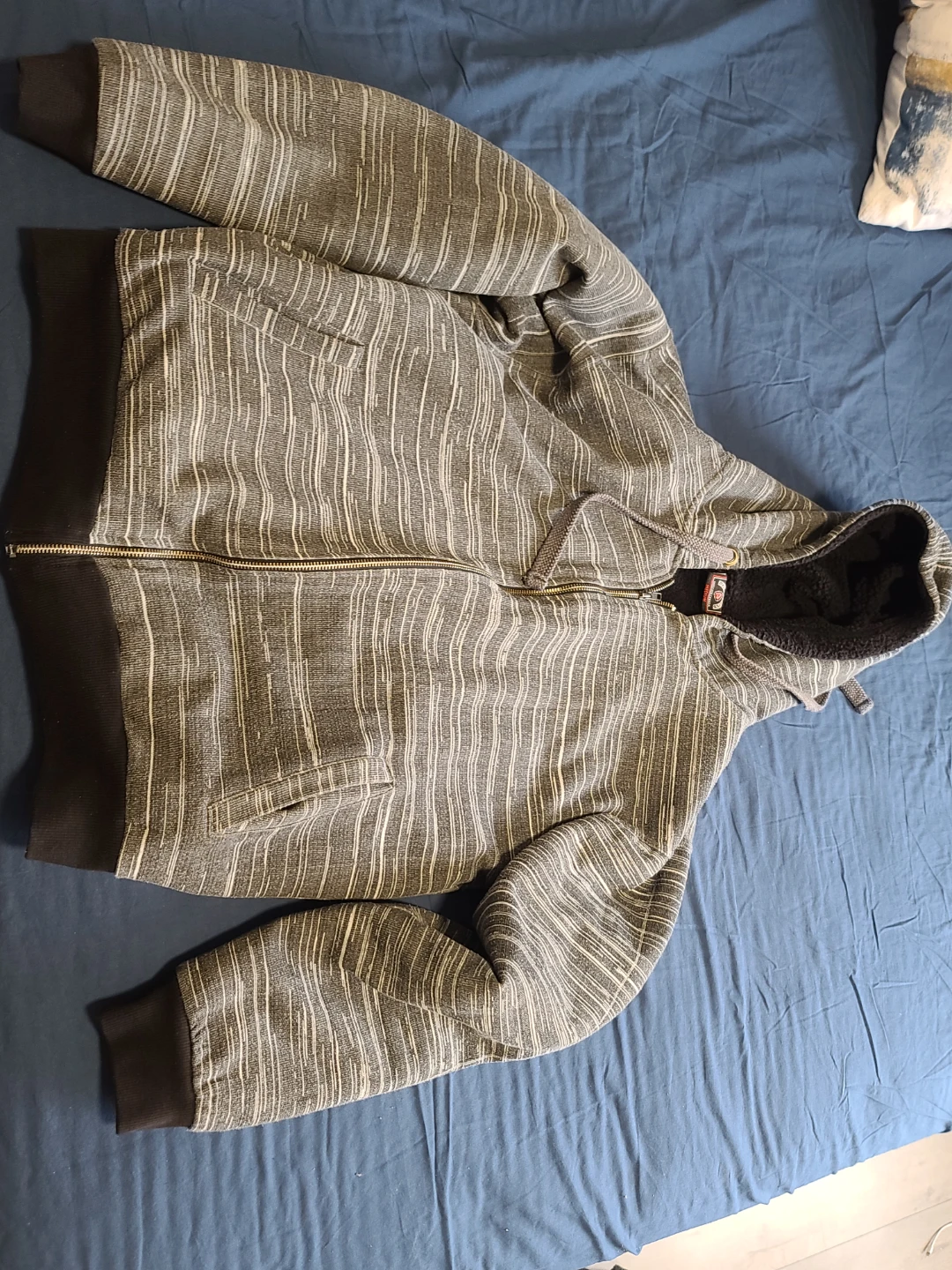 Prime Sports Zip-Up Hoodie - Medium