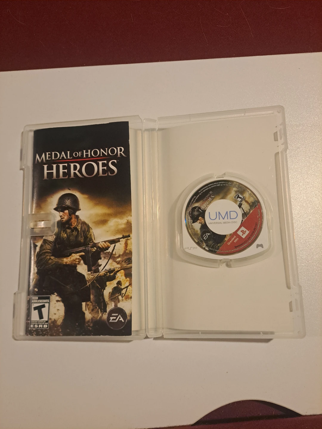 Medal of Honor: Heroes - PSP - photo 2