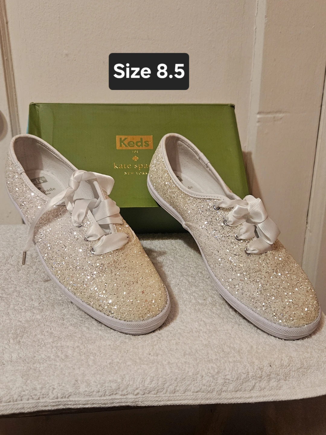 Women's Sneakers. - photo 2
