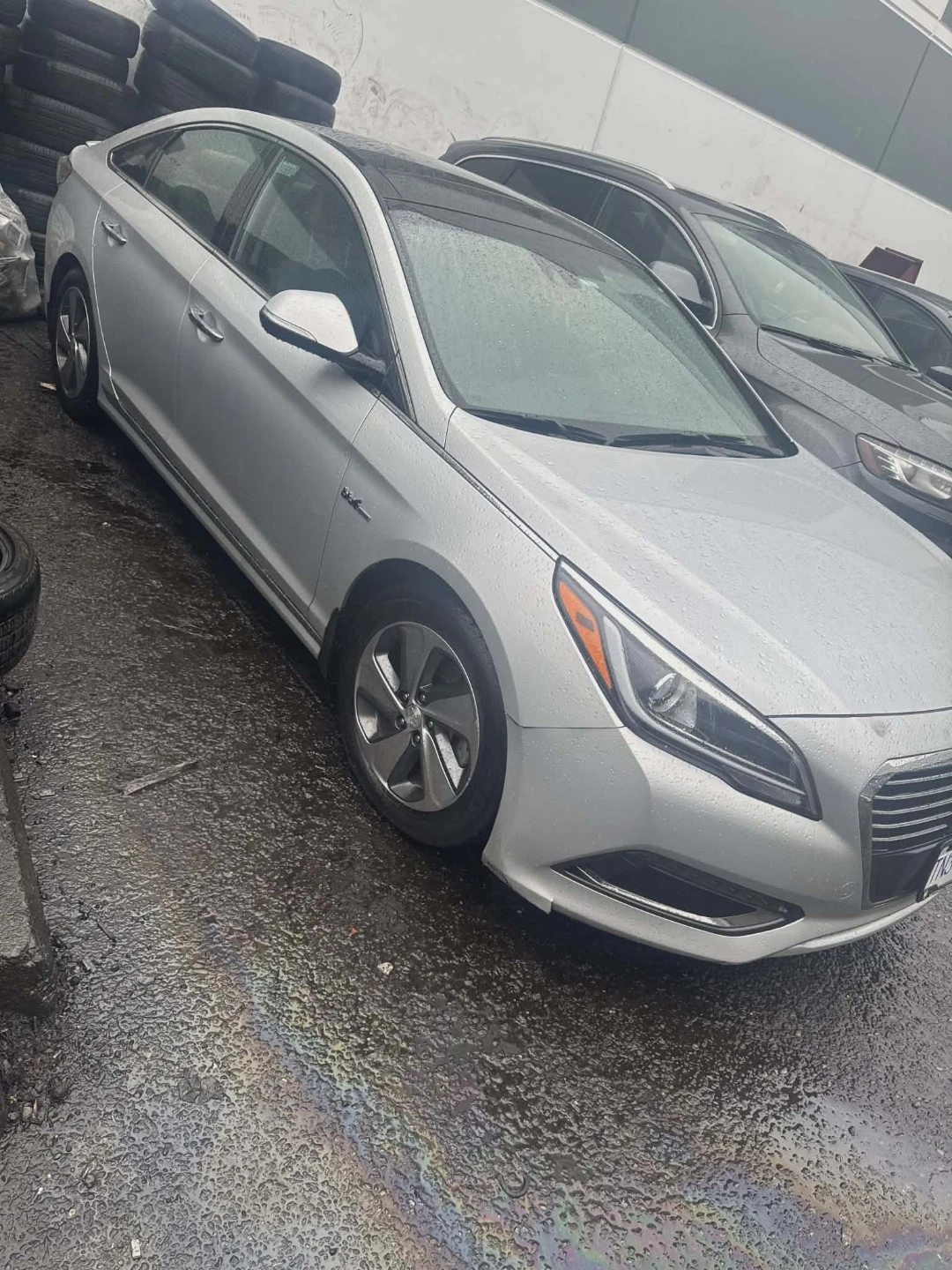 2016 Hyundai Sonata Hybrid  LOW KMS!!! - photo 2