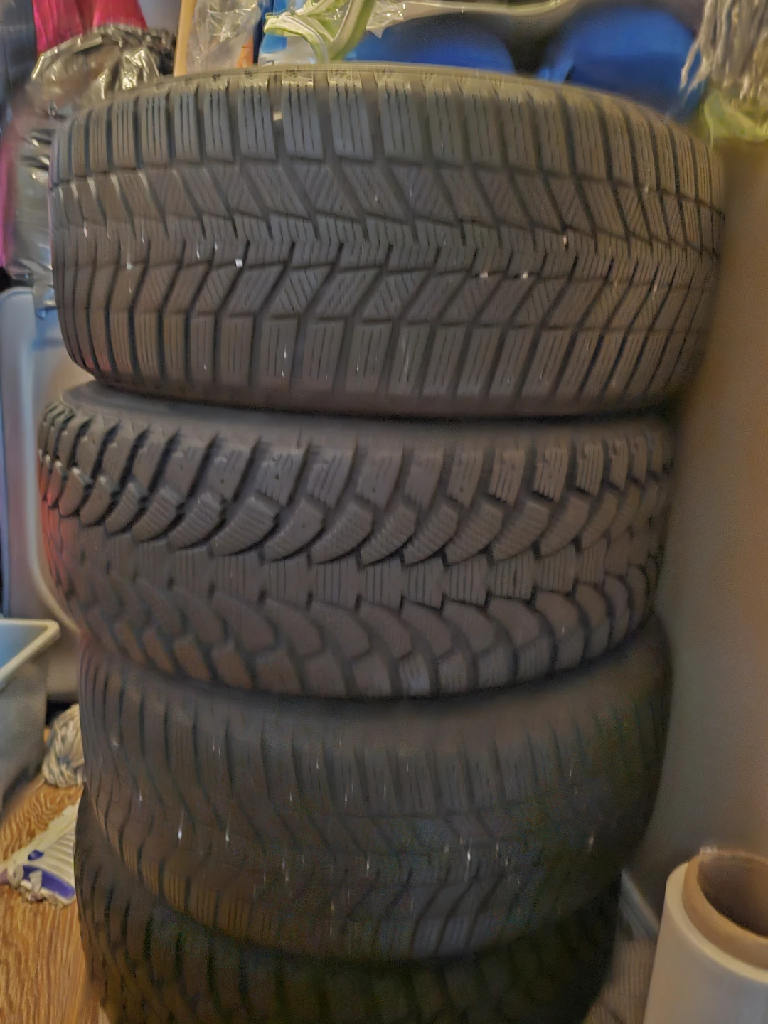 Mercedes B200 Winter Tires and Rims - photo 2