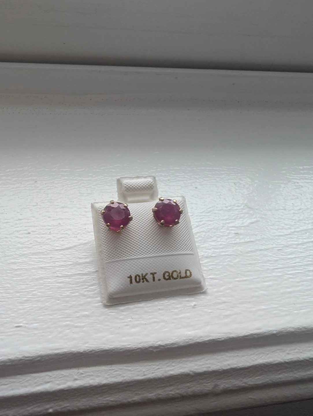 Brand New 10K Yellow Gold Natural Ruby Earrings For Sale