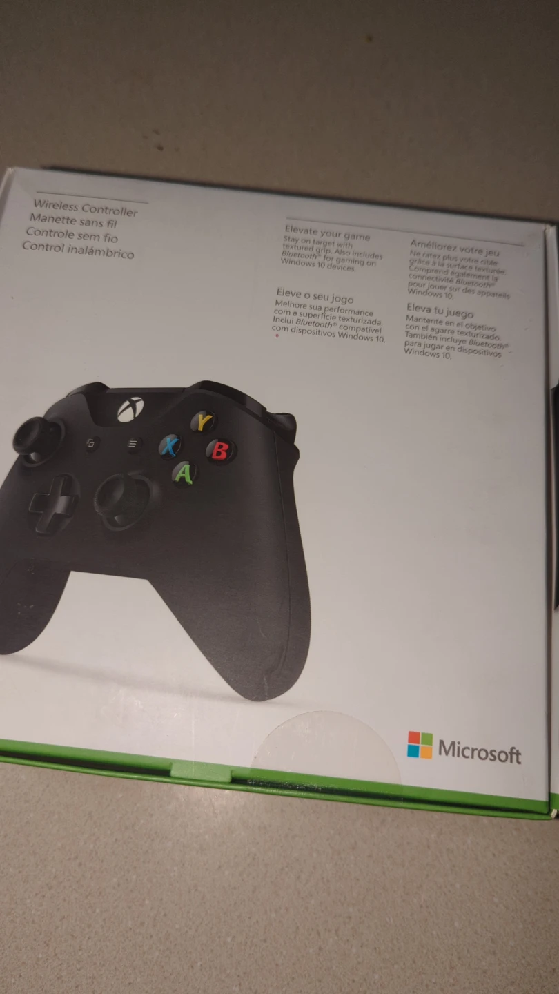 Xbox Wireless Controller - photo 3