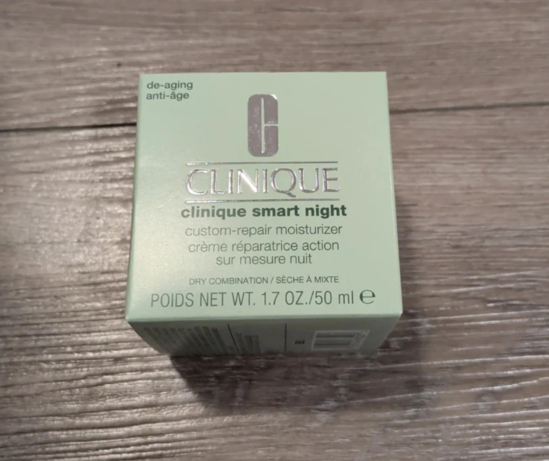 Clinique Smart Night Custom-Repair Moisturizer 1.7 oz / 50 ml