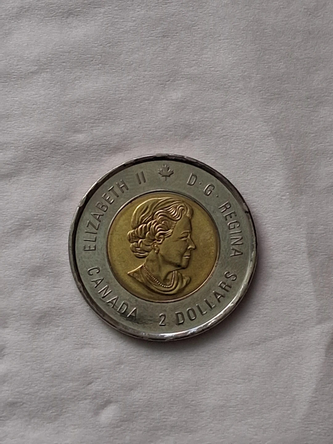 2018 Canadian Armistice $2 coin with a colored poppy - photo 2
