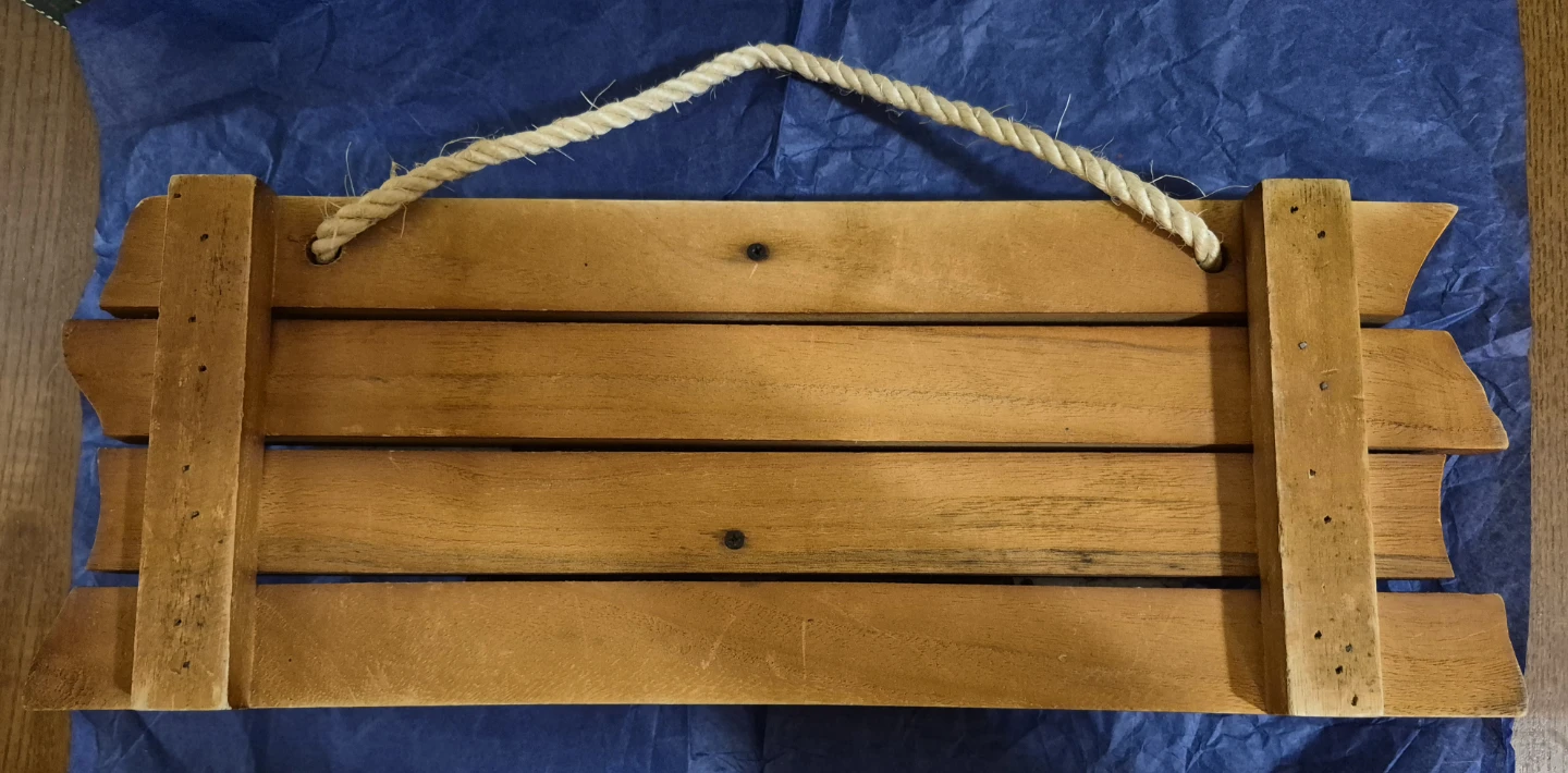 Wooden Pirate Skull Hanging Decor - photo 2