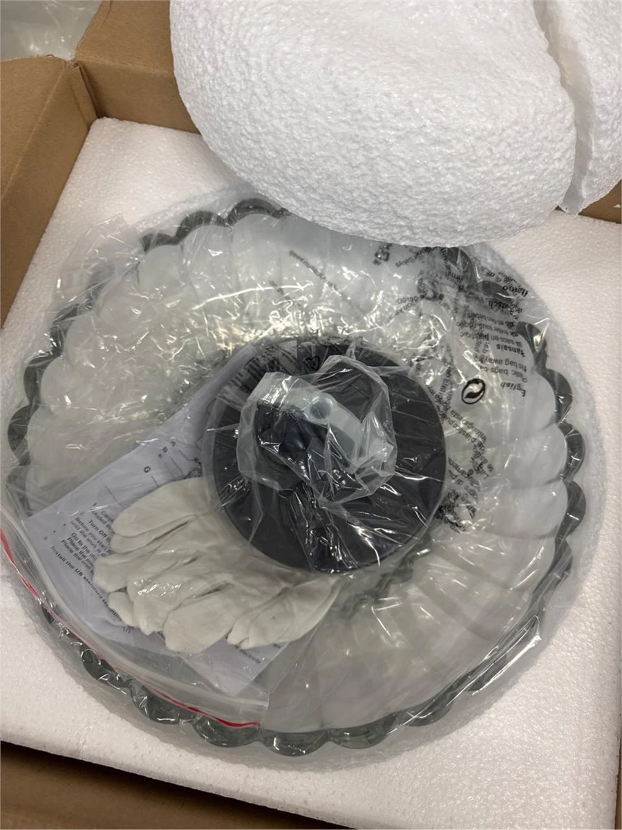Flush Mount Ceiling Light Fixture - Glass Shade - photo 3