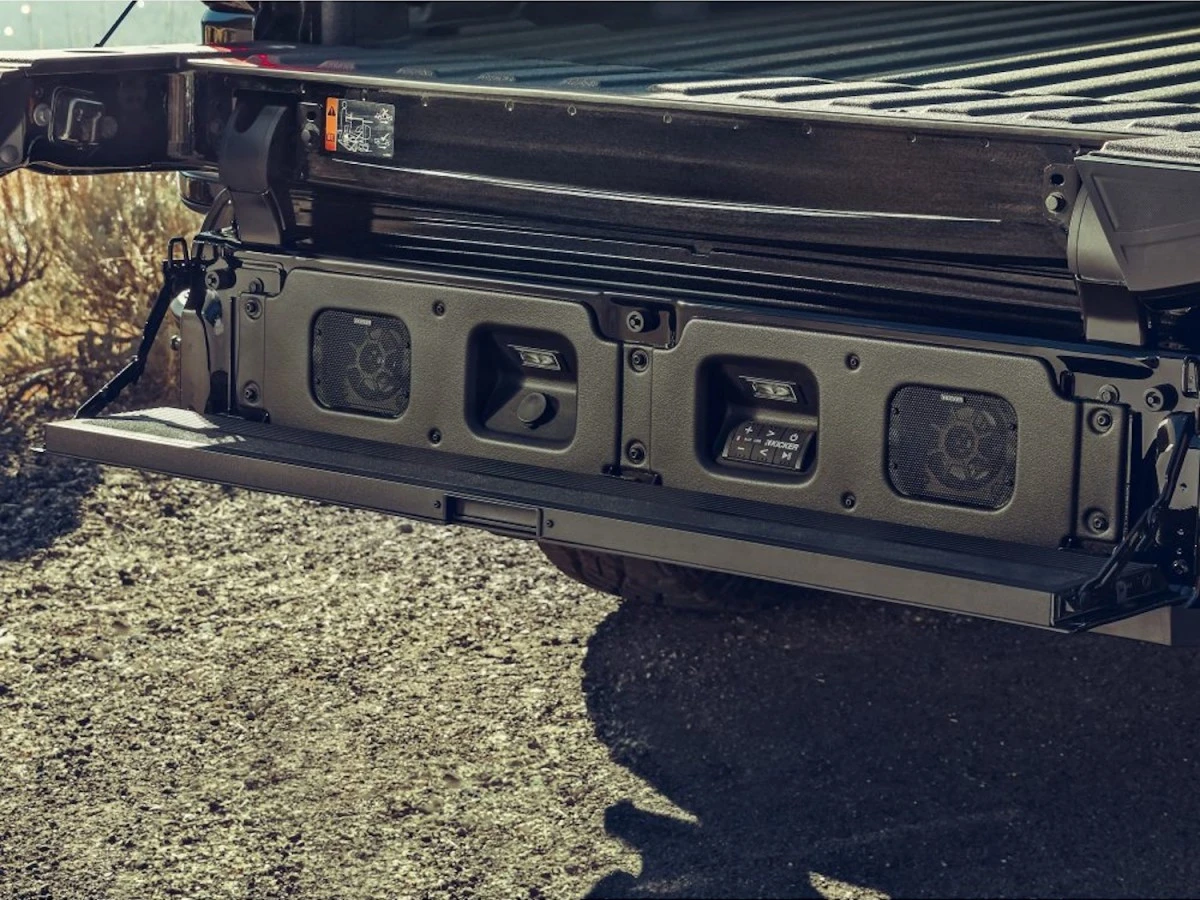 Multi-pro tailgate kicker sound system - photo 2
