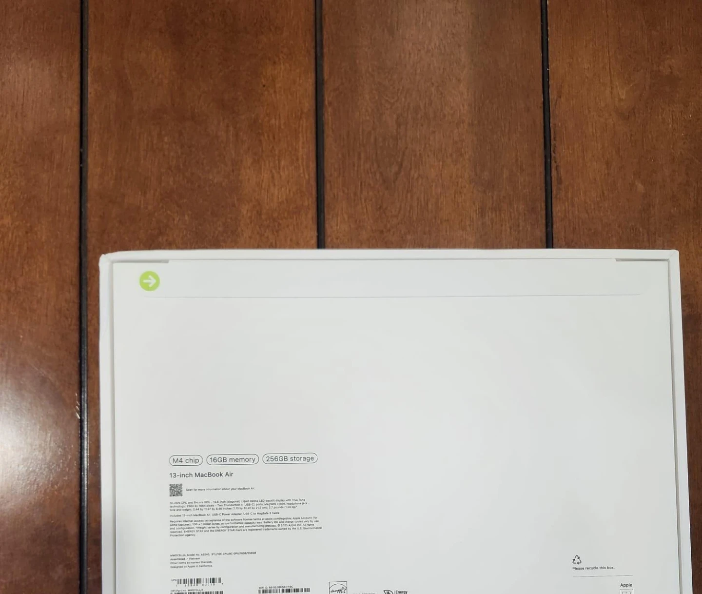 Apple MacBook Air 13-inch M4 Chip 16GB Memory 256GB Storage - photo 2