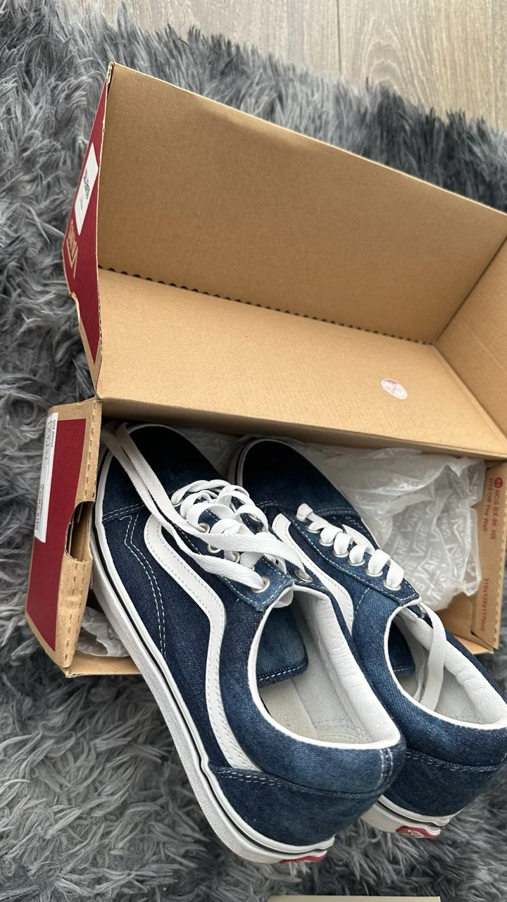 Vans Old Skool sneakers in Acid Denim Wash  - 8.5 W/7 M