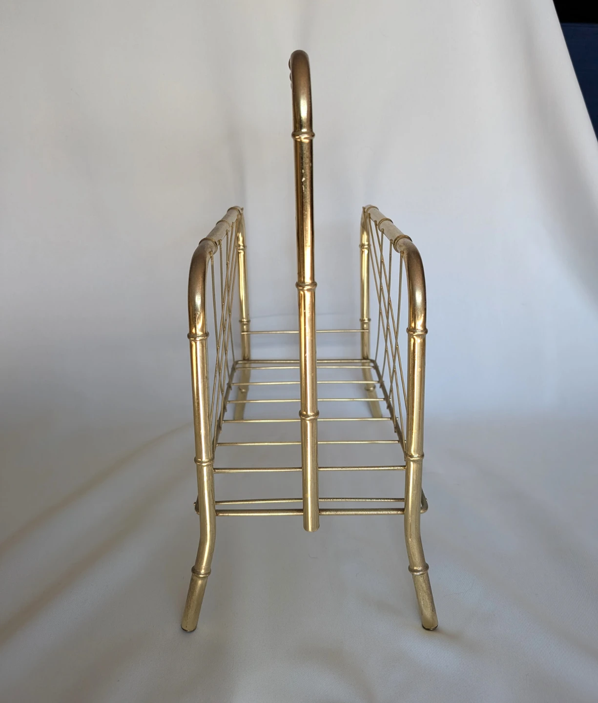 Brass magazine rack vintage - photo 3